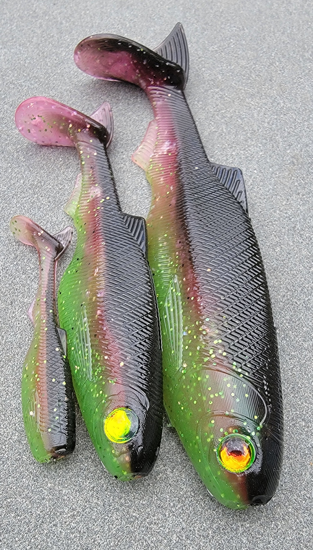 Black / Pink / Green - Glow in the dark belly